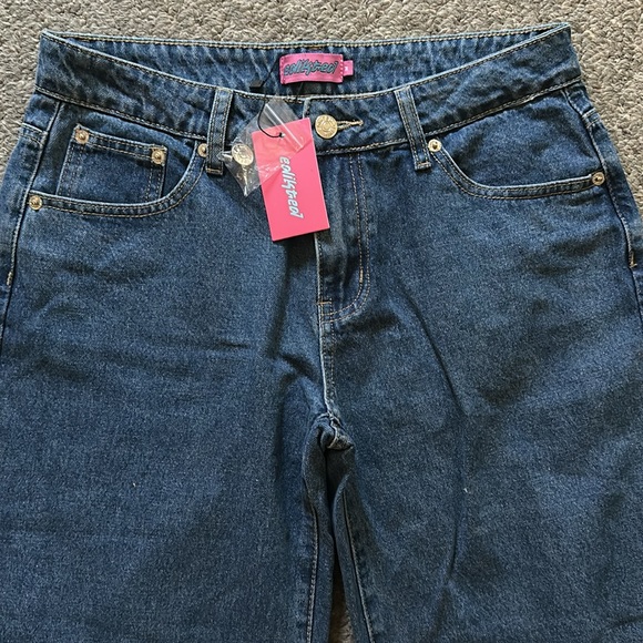 NWT Edikted Raelynn Washed Low Rise Jeans - Picture 5 of 8